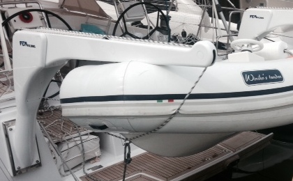 carbon twin davits for dingy with base for deck